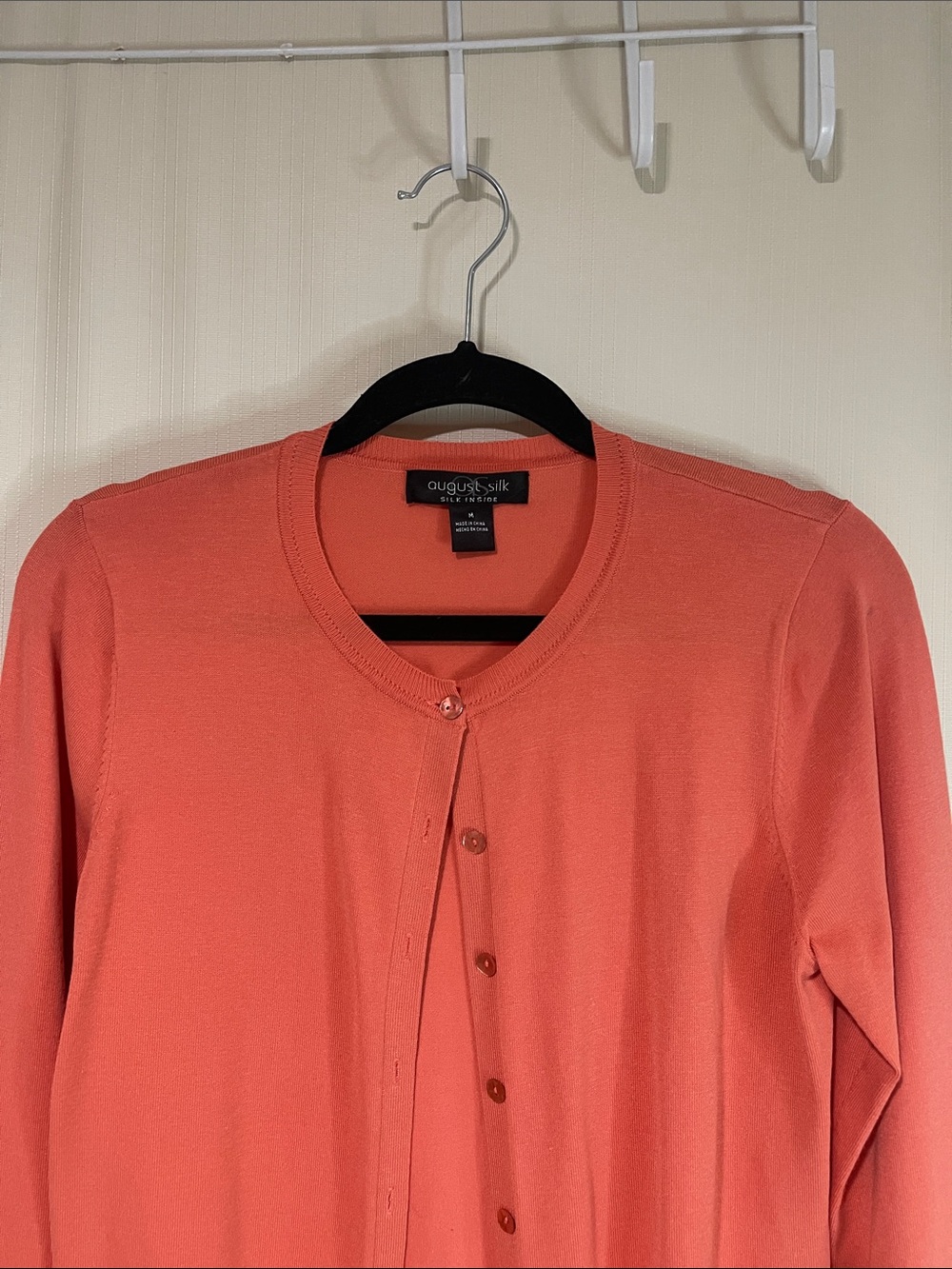 August Silk, Silk Blend Coral Button-Front Crewneck Sweater Cardigan SZ Medium - Picture 3 of 9